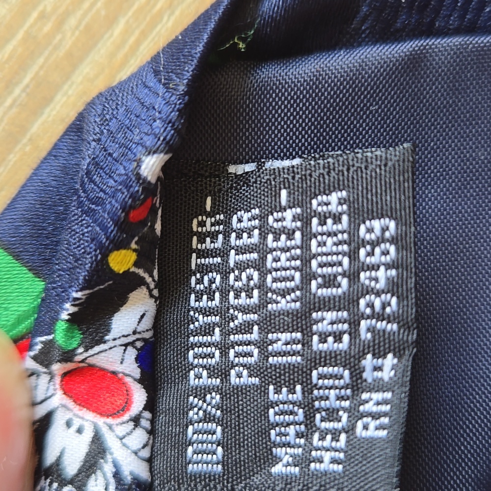 Looney Tunes Mania Necktie - Picture 5 of 6